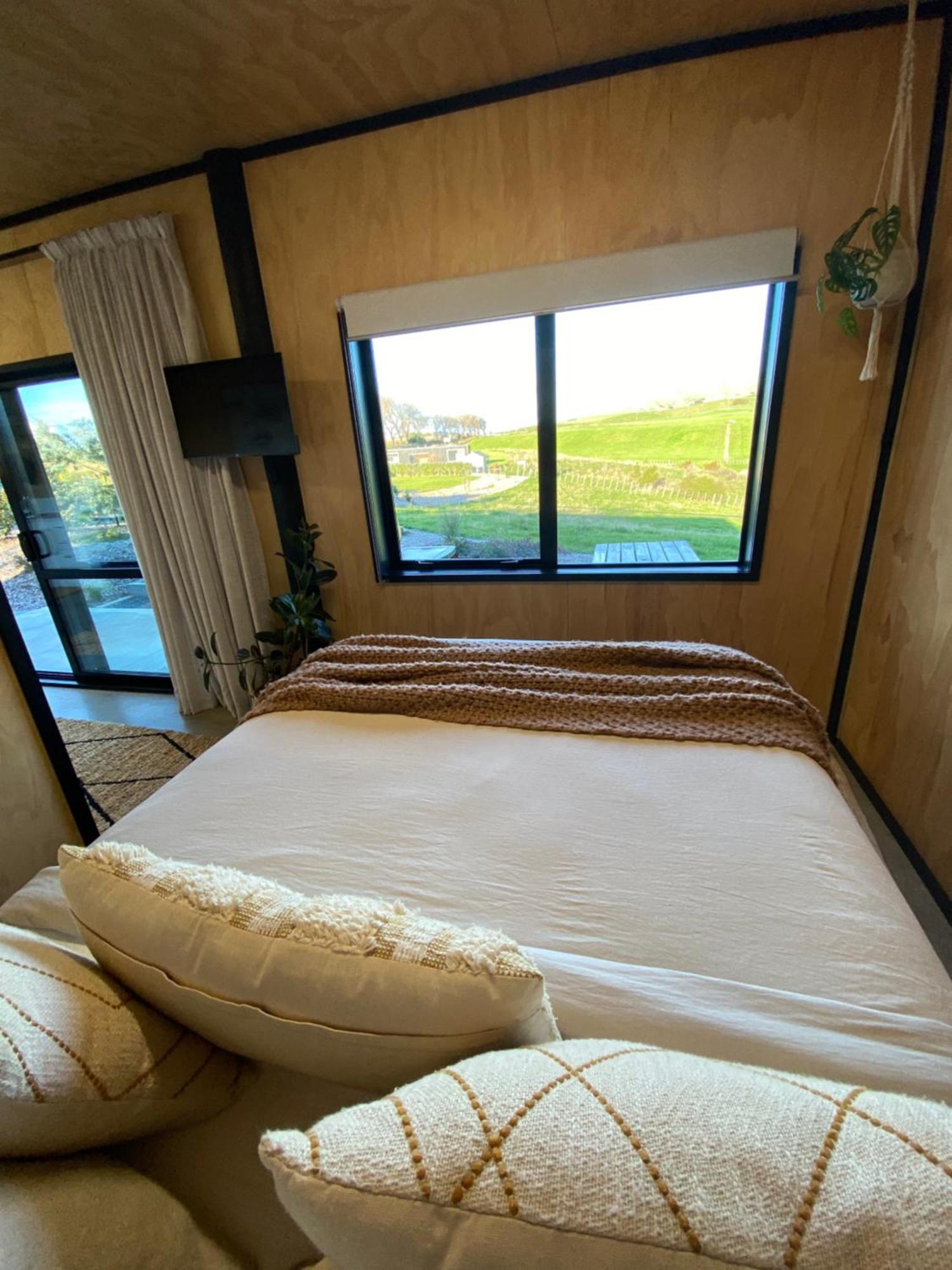Soul Shack, With Outdoor Bath Villa Raglan Eksteriør bilde
